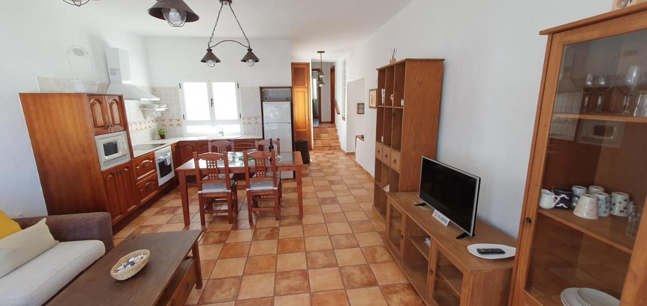 Isabel2 Apartment Famara Bagian luar foto